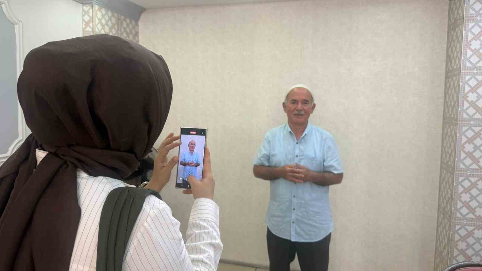 50 yıllık tatlıcılık mesleğini sosyal medyaya taşıdı
