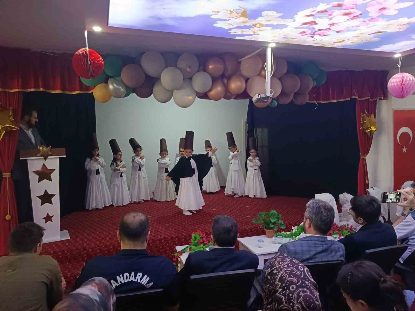 Alpu&rsquo;da 4 -6 yaş Kur&rsquo;an kursunda mezuniyet heyecanı
