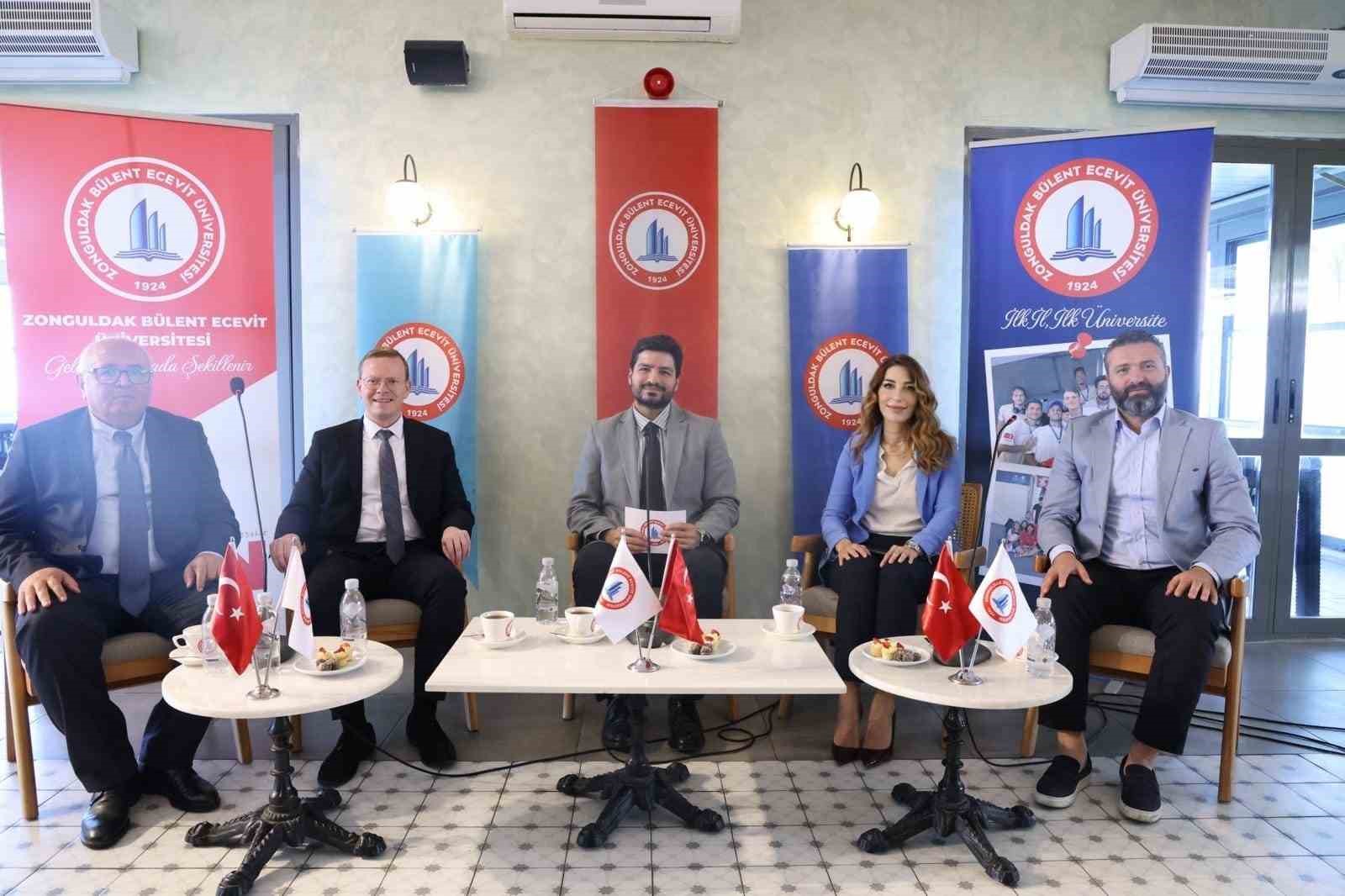 BEUN Bilim İletişimi Ofisinin Hazırladığı "5 Soru-5 Cevap Bilim S&ouml;yleşileri" Programı "Finansal Okuryazarlık" alt başlığıyla ger&ccedil;ekleştirildi
