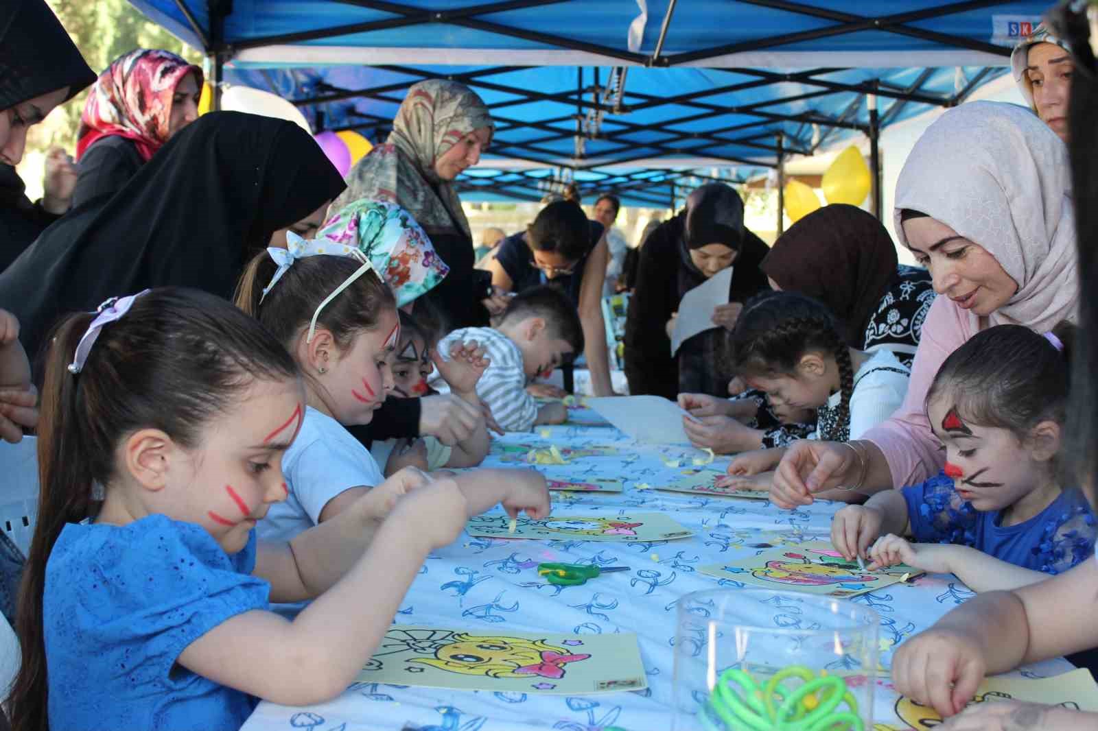 Anne ve çocuklar etkinlikte buluştu