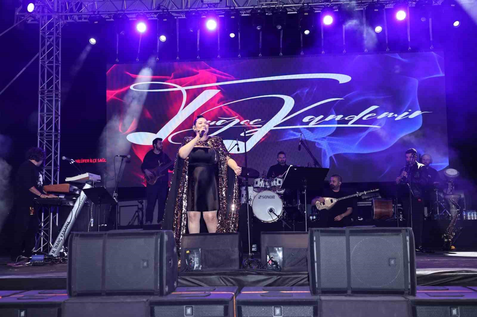 Nil&uuml;fer&rsquo;de Karadeniz Festivali coşkusu
