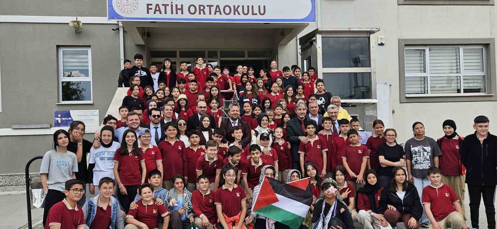 Kütahya’da İstanbul’un fethinin 572. yıldönümü coşkuyla kutlandı
