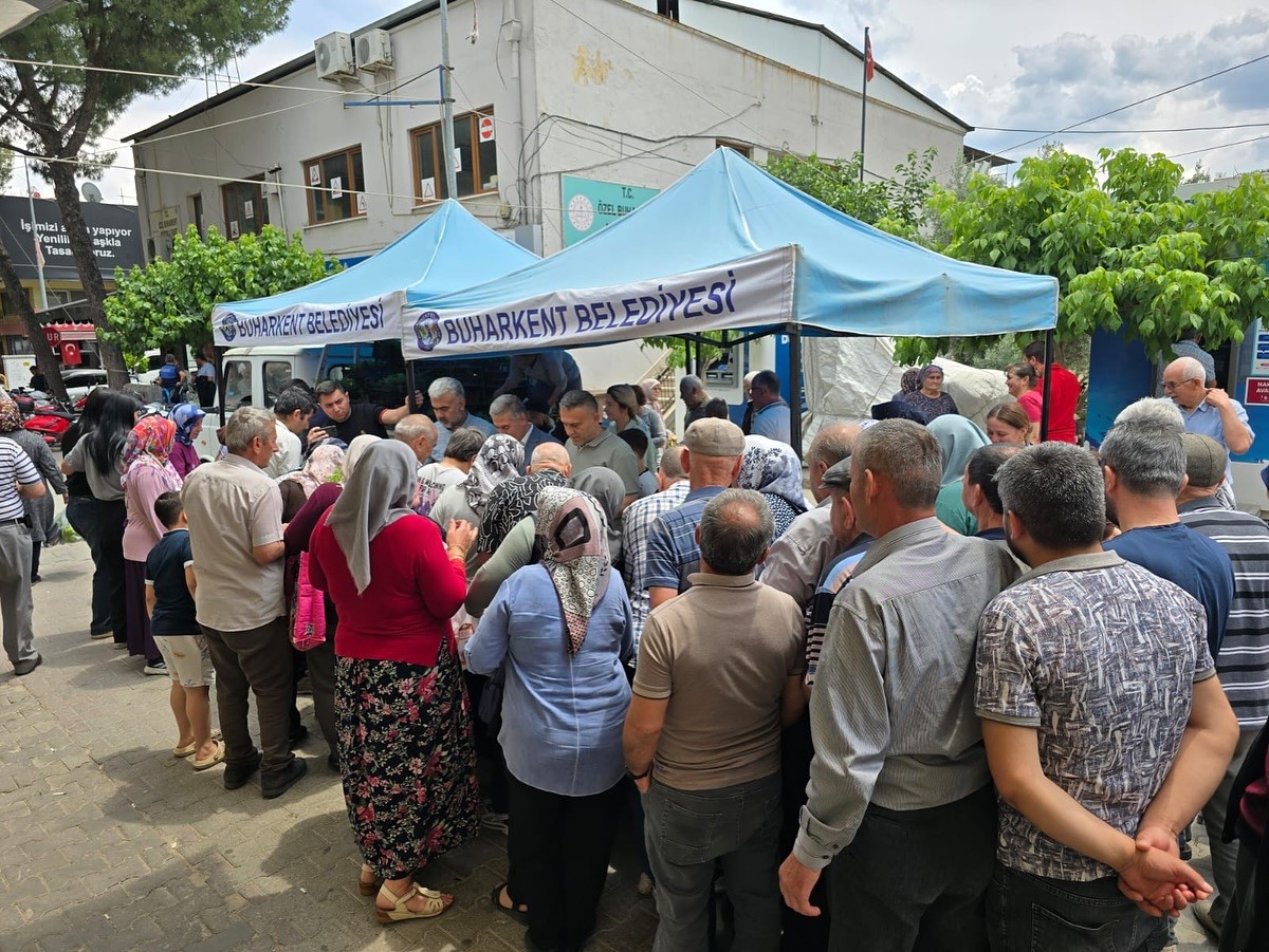 Doğal sivrisinek kovar fesleğenler yoğun ilgi gördü
