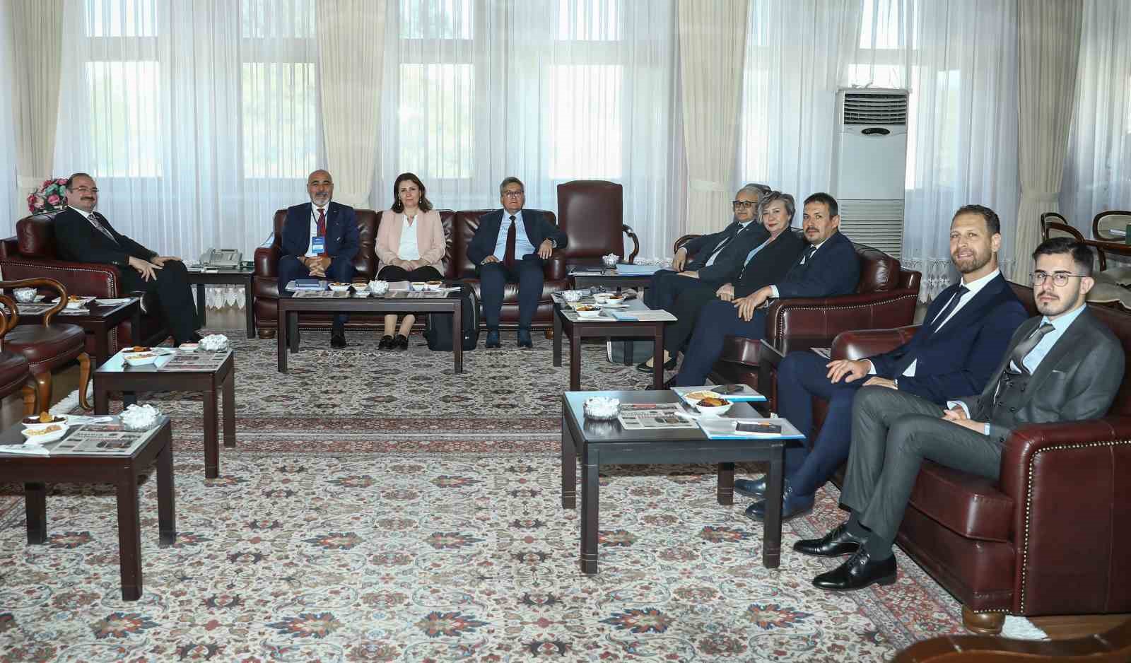 Y&Ouml;KAK heyeti, değerlendirme s&uuml;recini tamamladı
