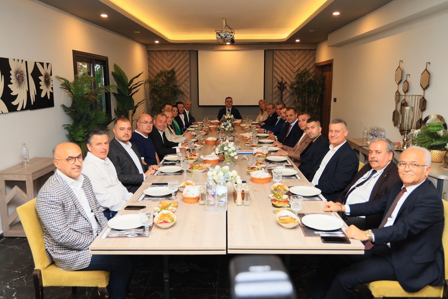 Muğla protokol&uuml; Muğlaspor i&ccedil;in bir araya geldi
