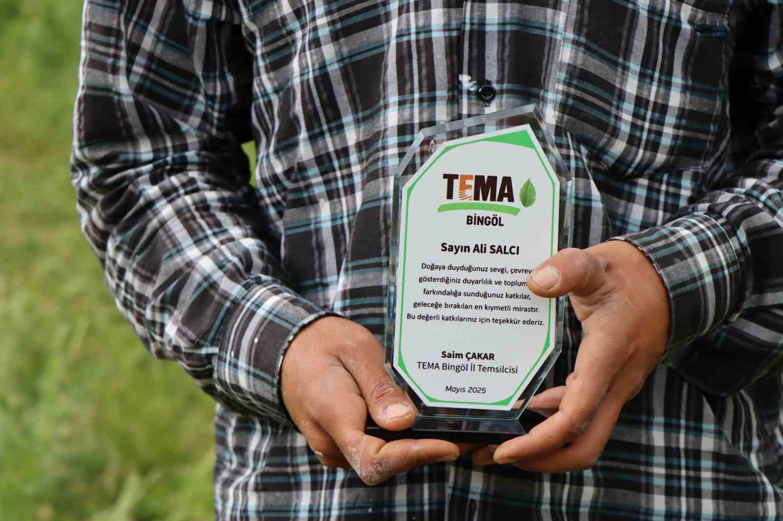 Bing&ouml;ll&uuml; &ccedil;obandan y&uuml;rek ısıtan davranış
