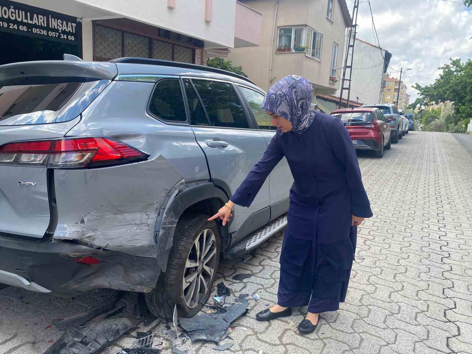 Ataşehir’de araçlara vura vura kaçan sürücünün verdiği hasar gündüz ortaya çıktı