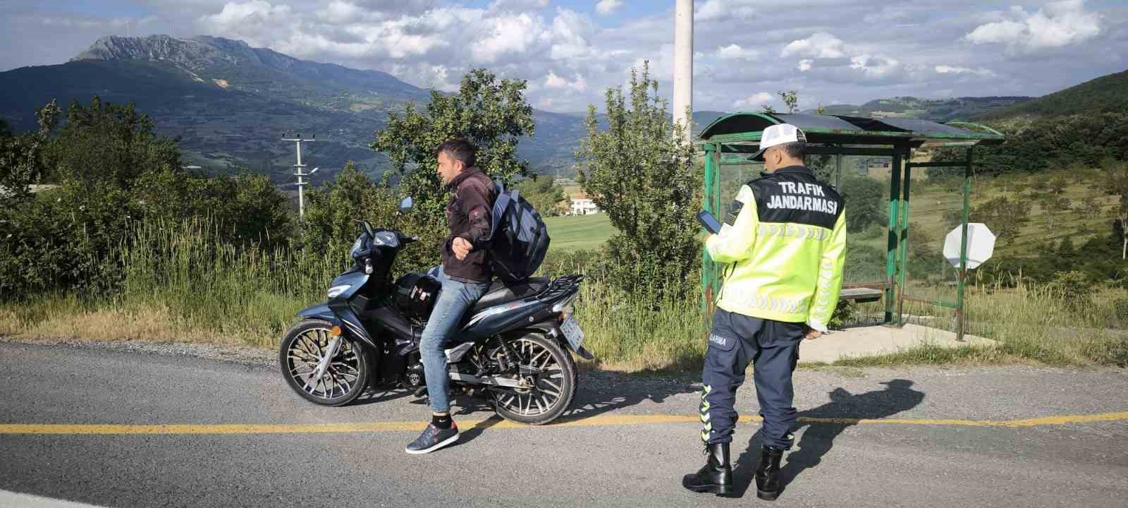 Sakarya’da abartı egzoz ve tehlikeli sürüşe geçit yok: 195 motosiklete işlem yapıldı
