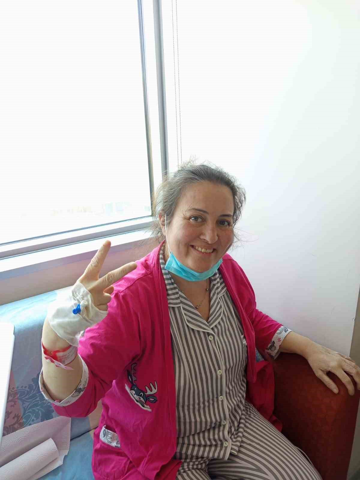 Akciğer nakli olan 41 yaşındaki kadın sağlığına kavuştu