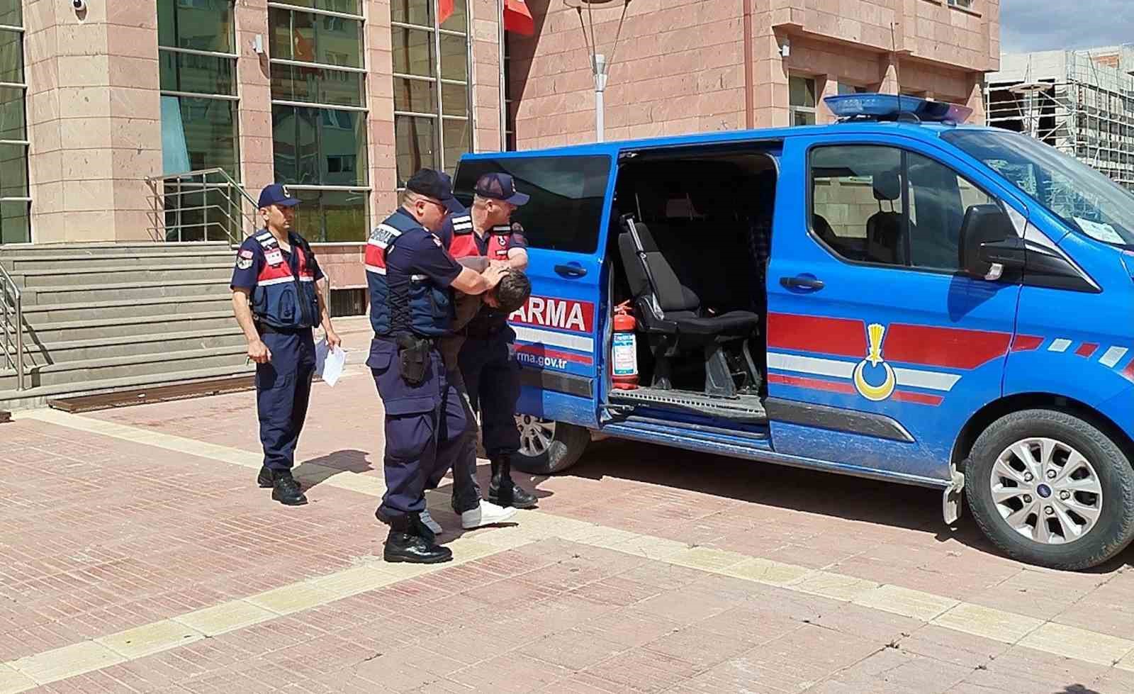 &Ccedil;orum&rsquo;da uyuşturucu operasyonu: 1 tutuklama
