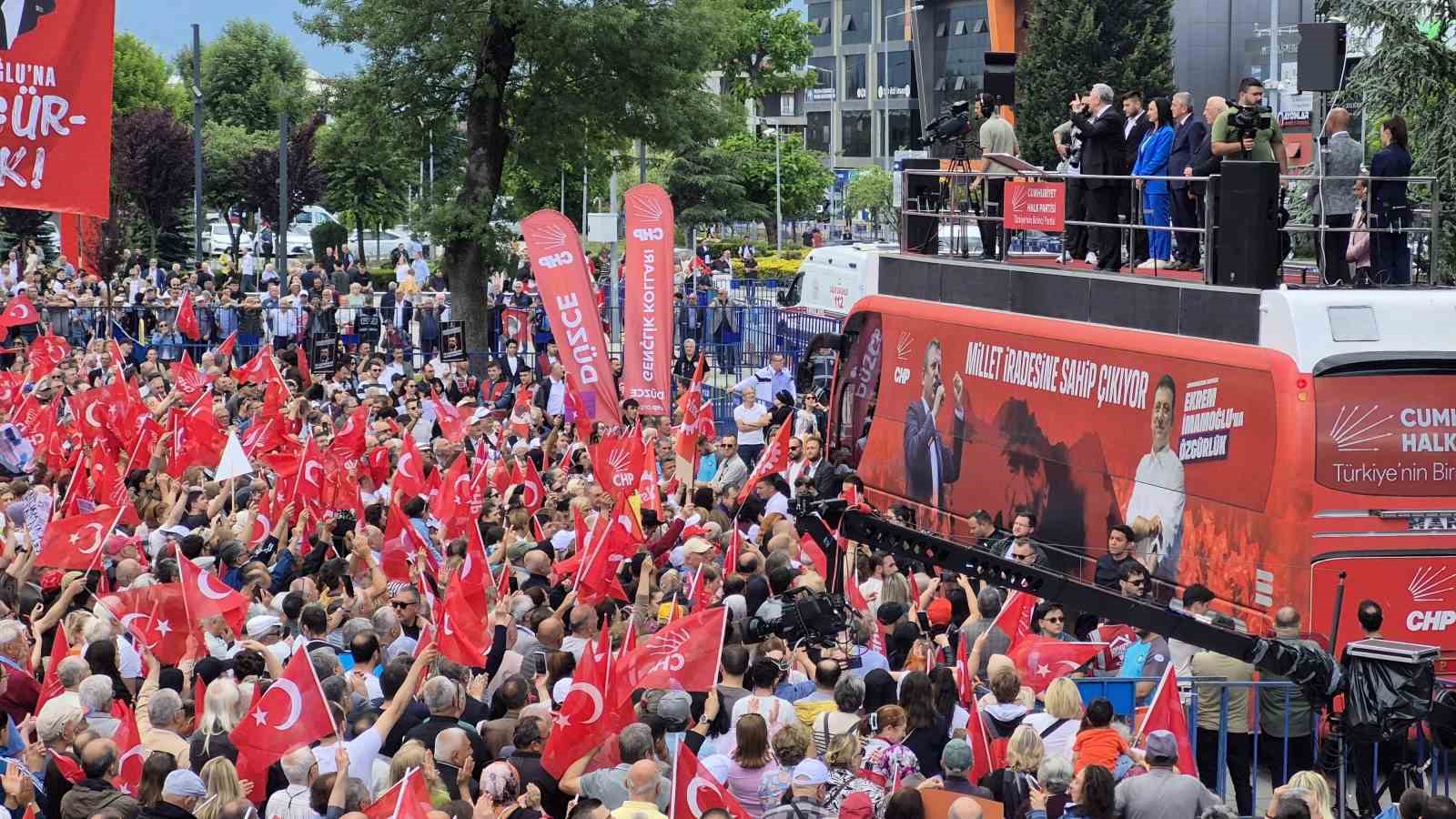 Mansur Yavaş&rsquo;tan D&uuml;zce&rsquo;de adalet &ccedil;ağrısı: "Hi&ccedil;birimizin dokunulmazlığı yok, yargılanmaktan korkmuyoruz"
