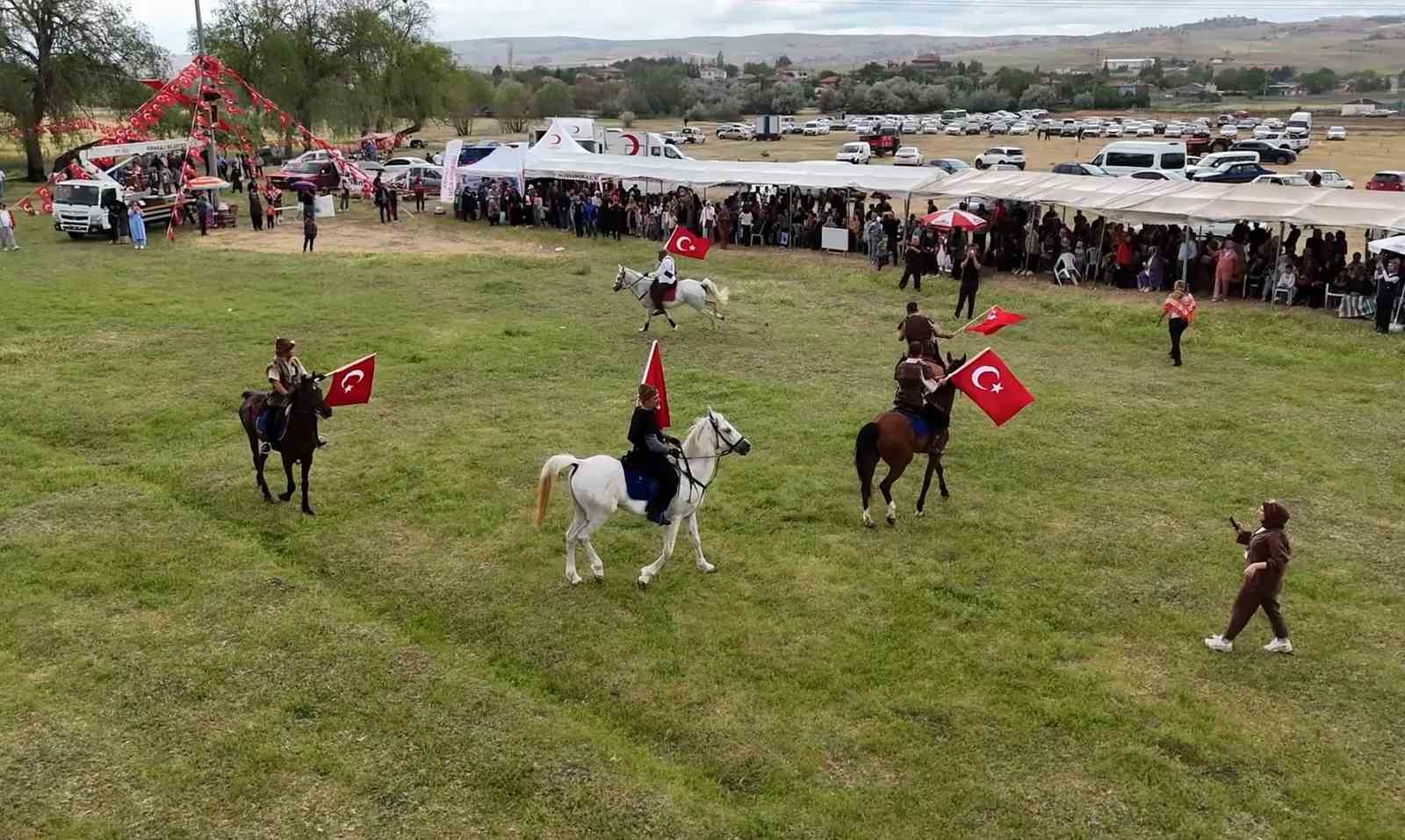 Kırıkkale’de "Yörük Türkmen Şöleni" renkli görüntülere sahne oldu