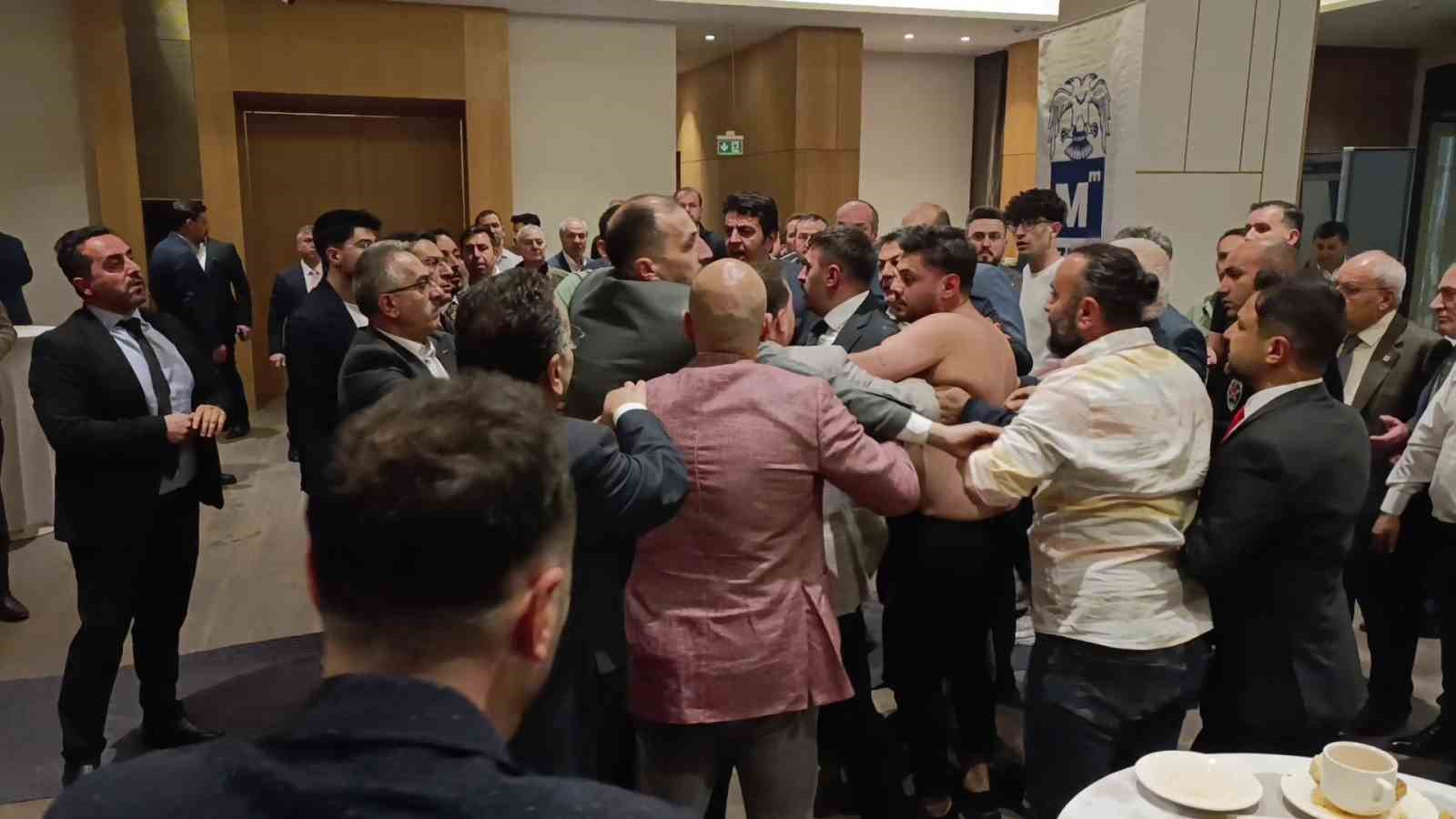 Erzurum’daki seçimde yumruklu kavga