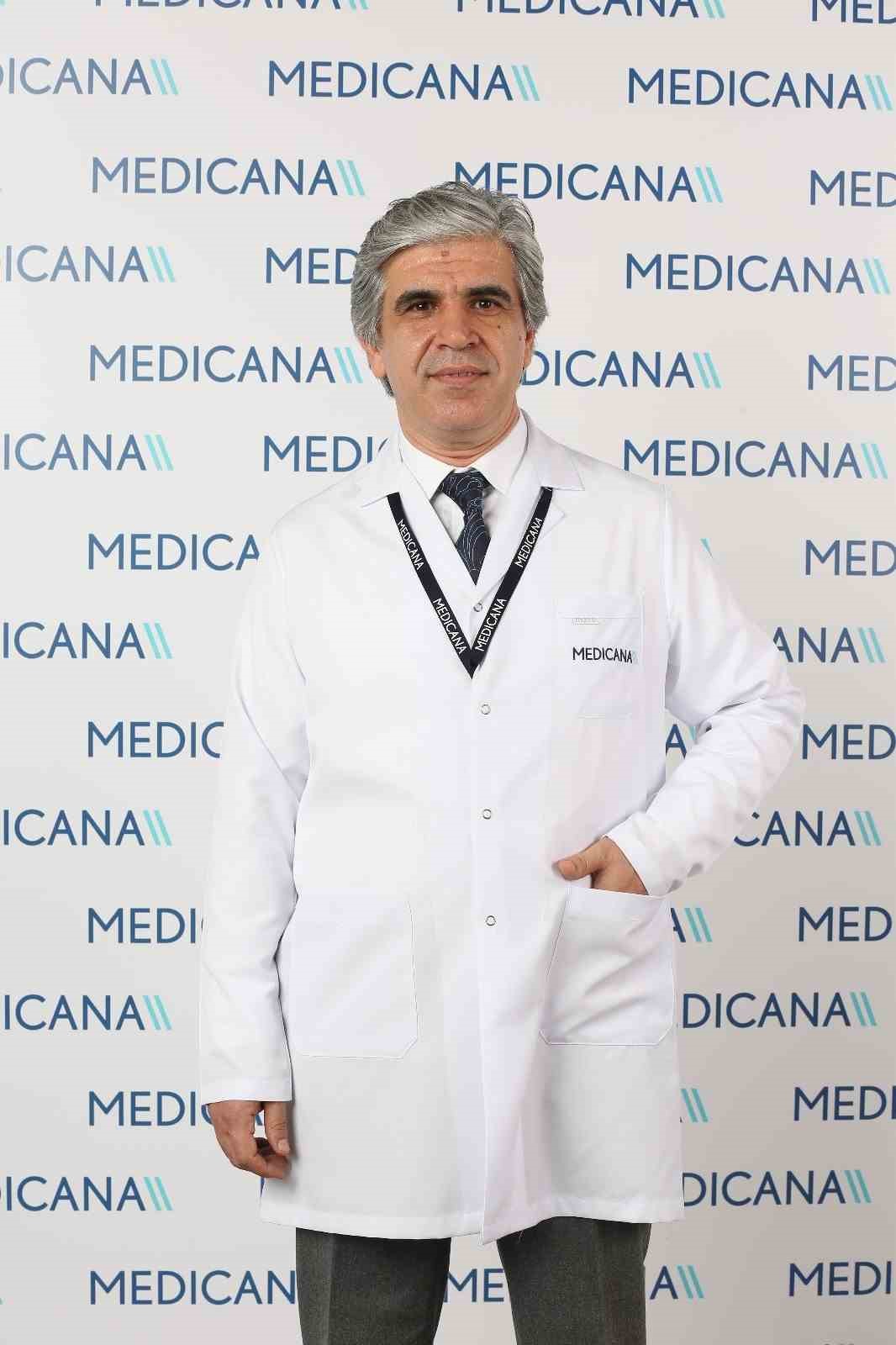 Lens kullanmak isteyenlere uzmanlardan uyarı: "Önce doktorunuza gitmelisiniz"