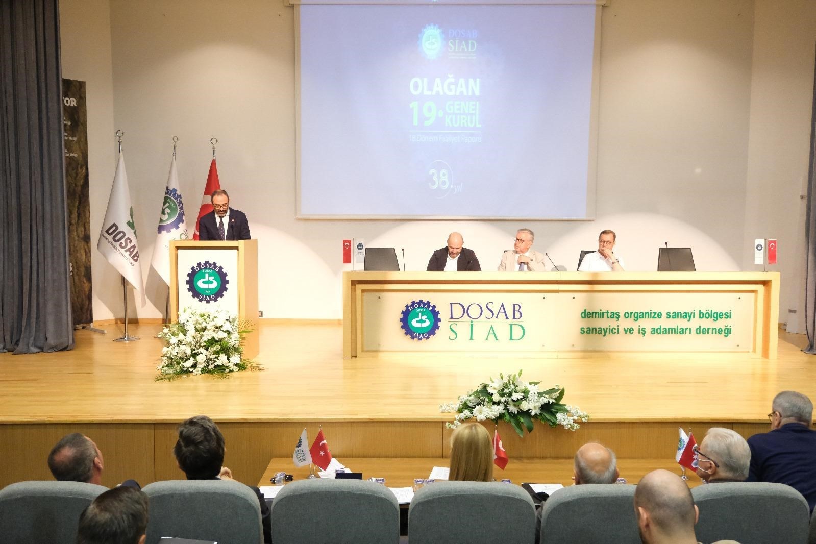 DOSABSİAD&rsquo;da bayrak değişimi
