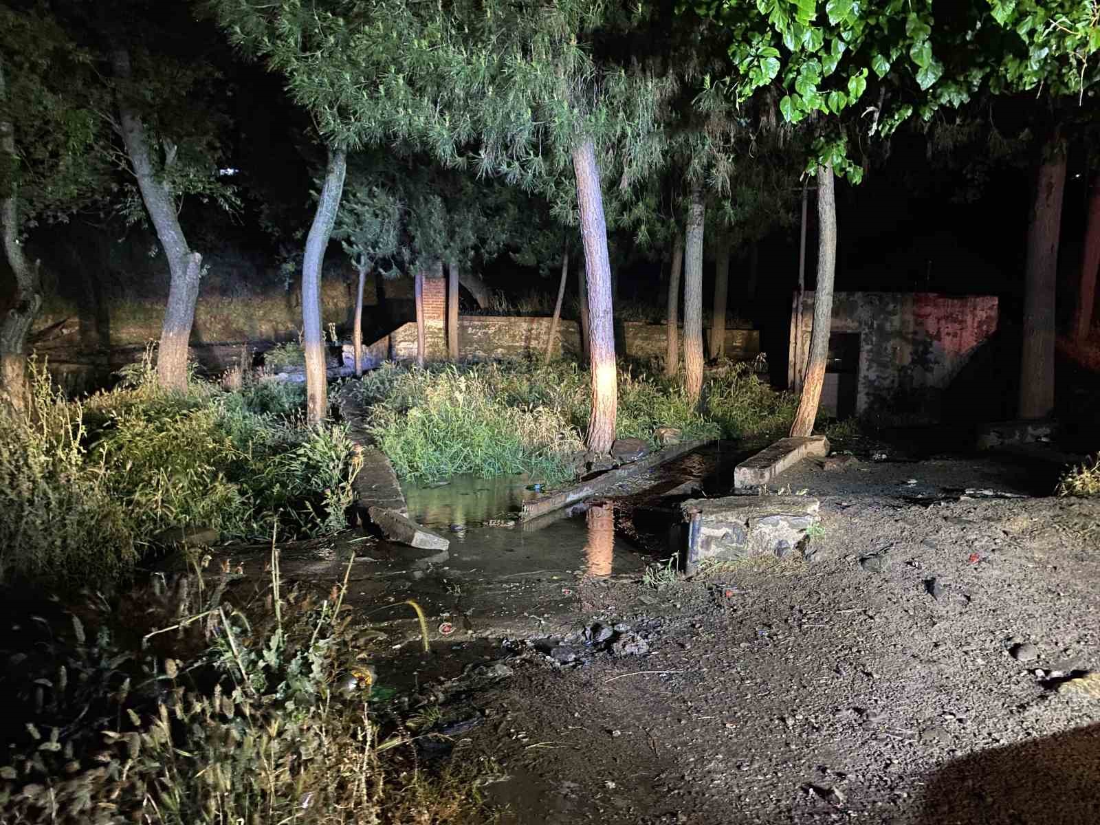 Alaşehir’de 26 yaşındaki genç parkta ölü bulundu