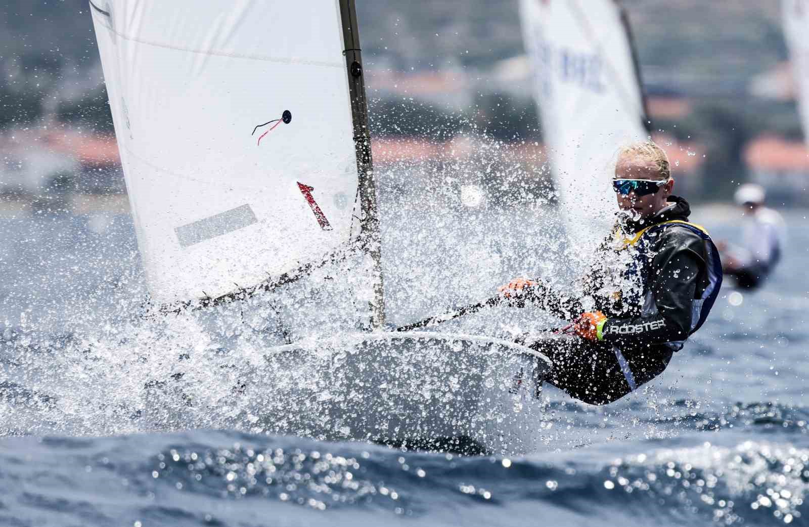 Çeşme’de, yelkende kıyasıya rekabet