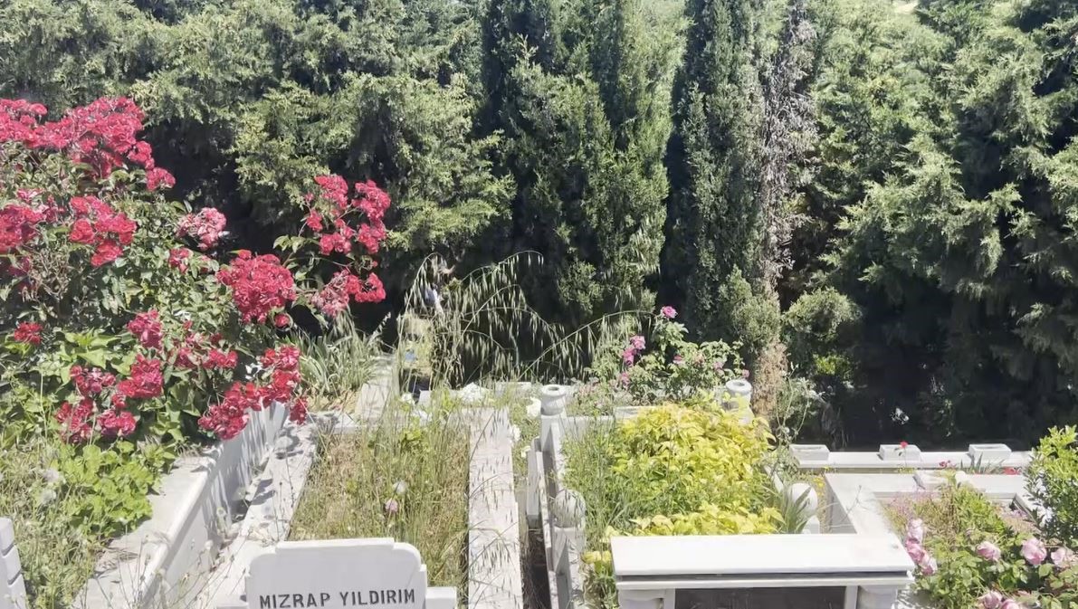 Arnavutköy’de mezarlıkta bebek cesedi bulundu