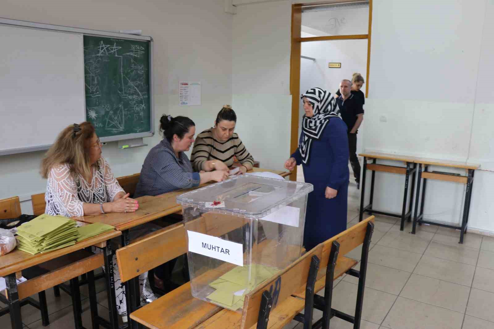 Selçukbey Mahallesi’nde muhtarlık seçimi sürüyor