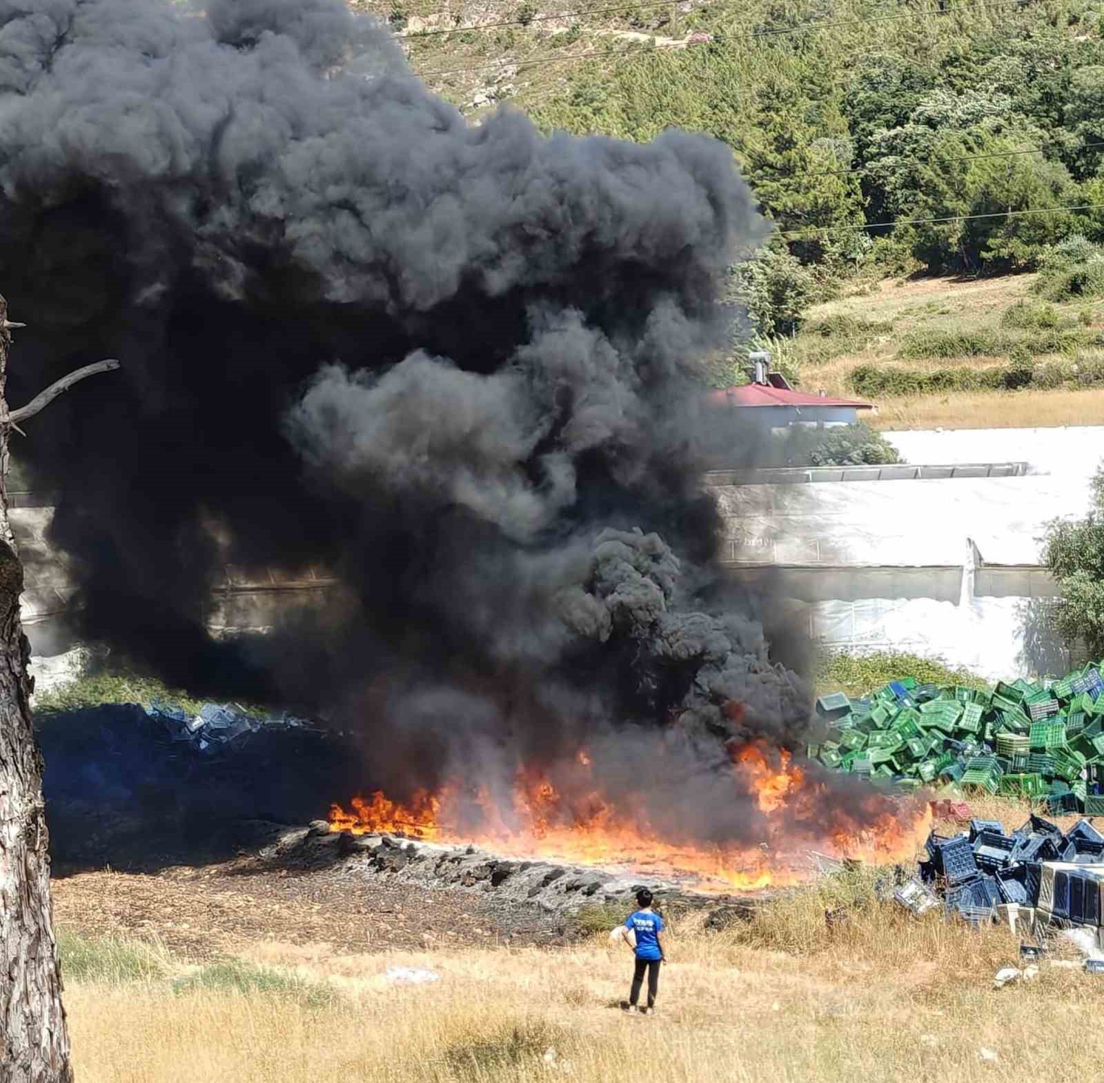 Bozyazı&rsquo;da korkutan yangın

