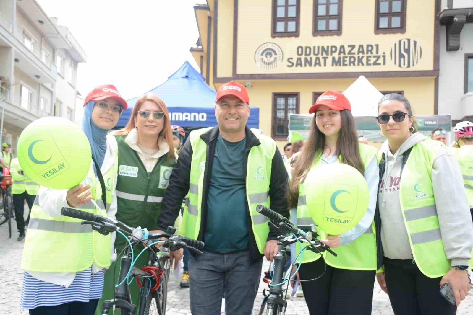 Anadolu &Uuml;niversitesinden 12. Yeşilay Bisiklet Turu&rsquo;na destek
