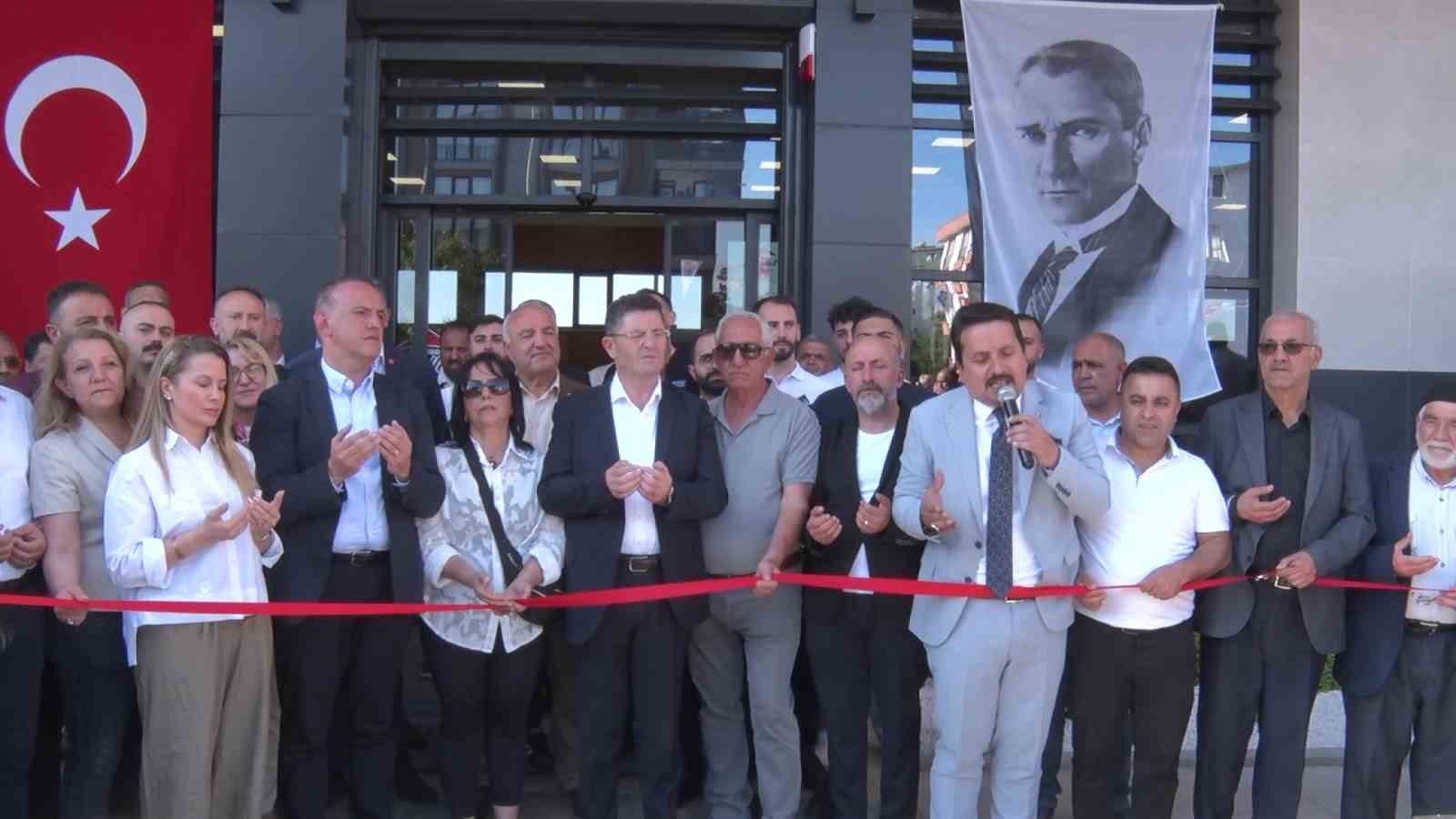 Sancaktepe’de ‘Akpınar Mahalle Evi’ hizmete açıldı