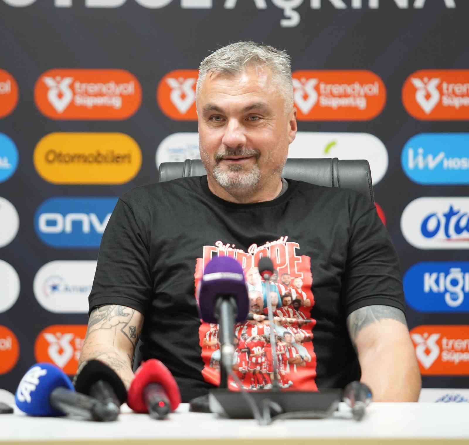 Reis: "Böyle bir takımın parçası olduğum için mutluyum"