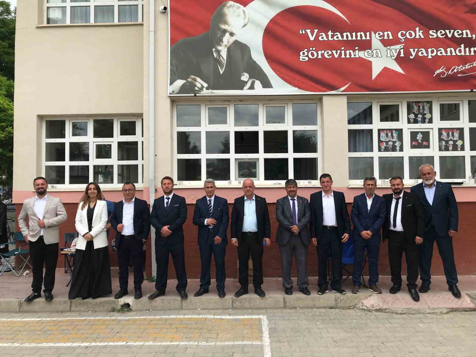 İznik’te muhtarlık seçiminde 11 aday yarıştı