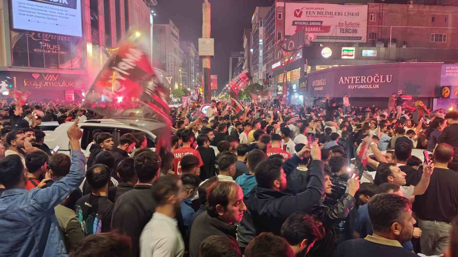 Van’da şampiyonluk coşkusu