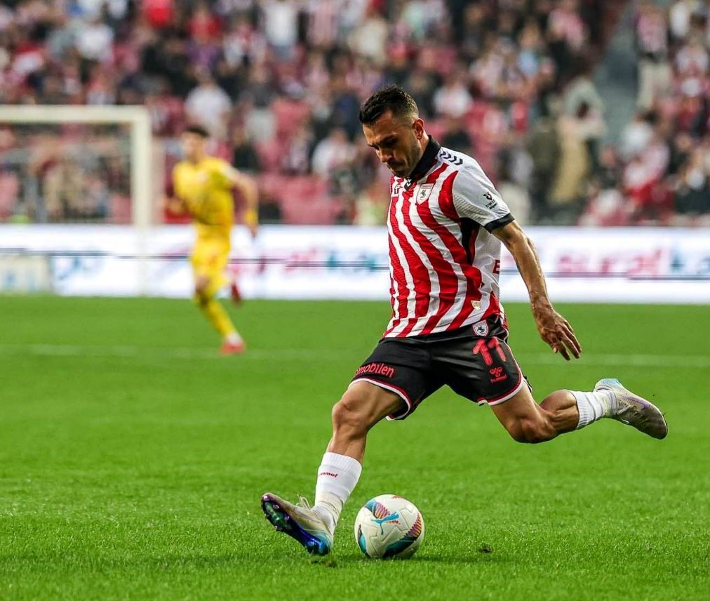 Emre Kılınç: "Bu formayla daha yazacak çok hikayemiz var"