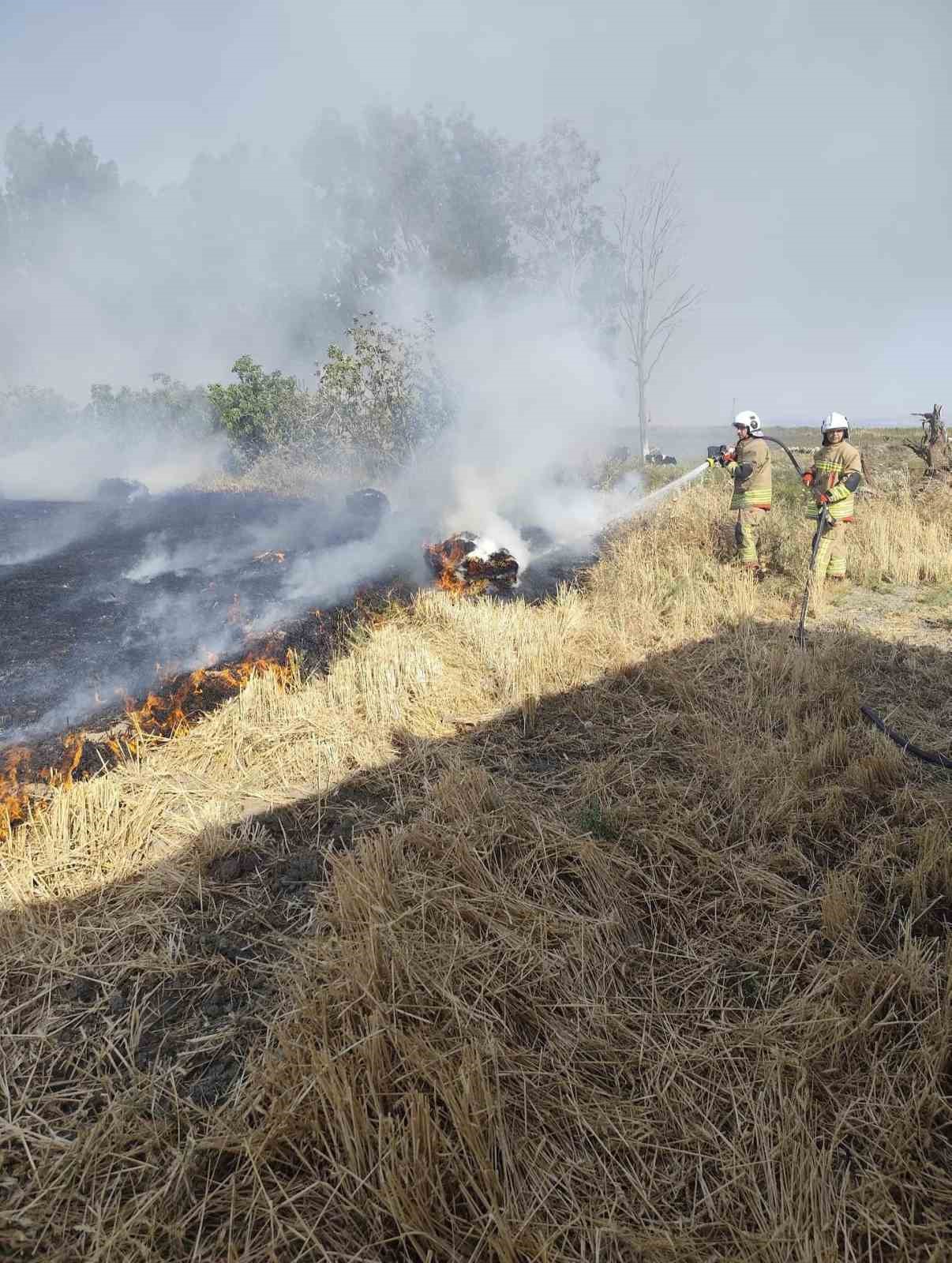 Antakya’da saman balyaları yandı