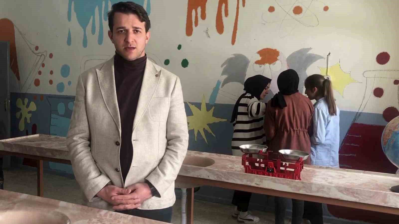 Okulda her bir b&ouml;l&uuml;me şehit &ouml;ğretmenlerinin adını verdiler
