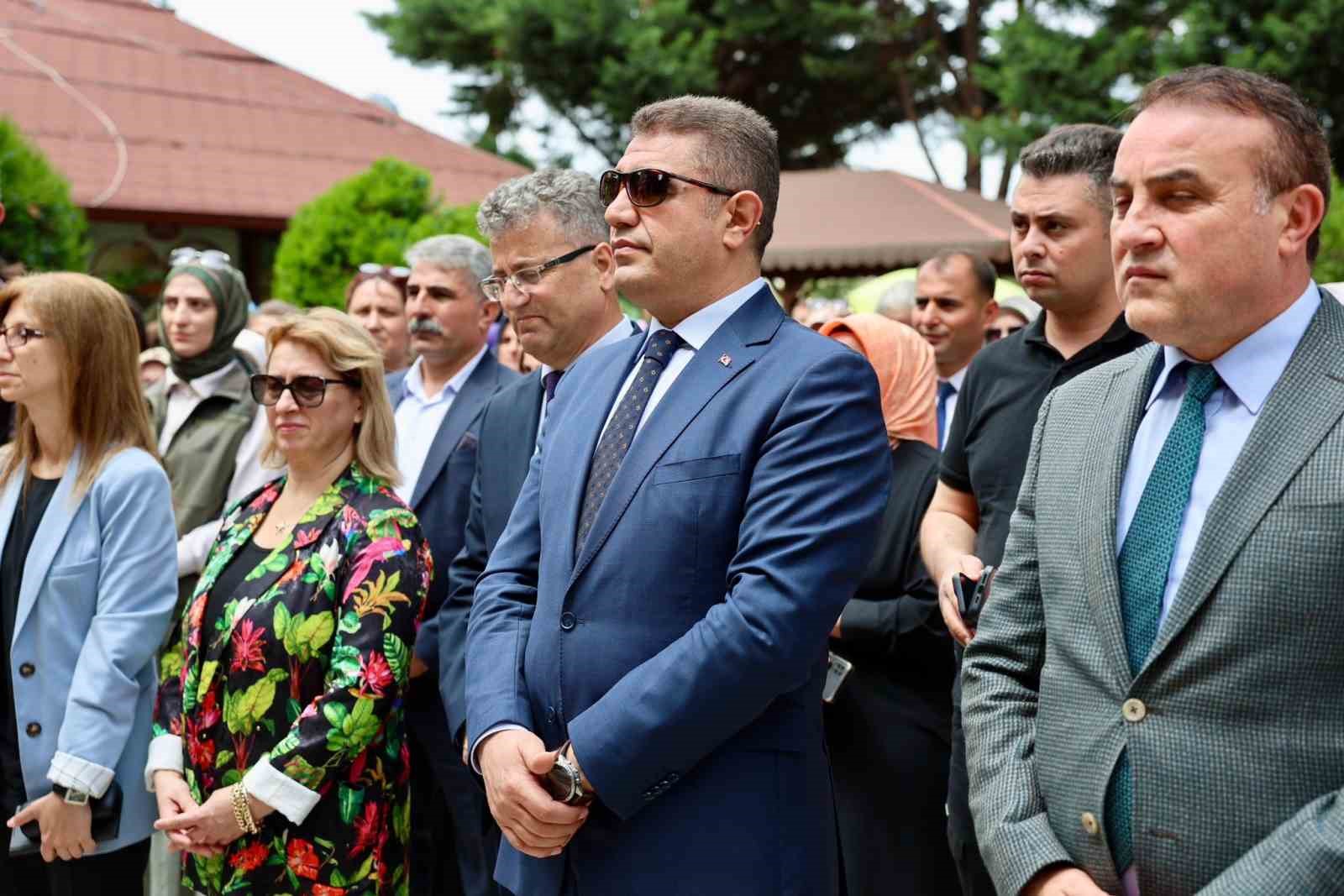 Kursiyerlerin yıl sonu sergisi ilgi gördü
