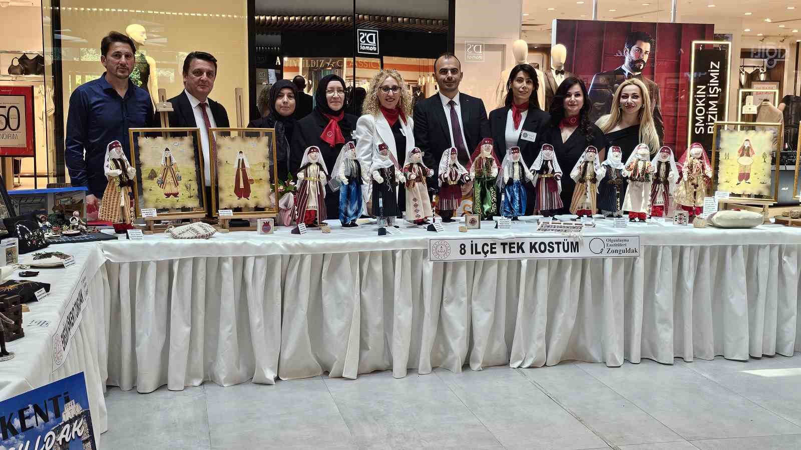 Zonguldak&rsquo;ın k&uuml;lt&uuml;rel mirasını sergiyle anlattılar
