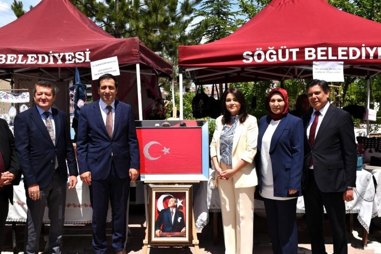 Söğüt’te ‘Yıl Sonu Sergisi’ açıldı