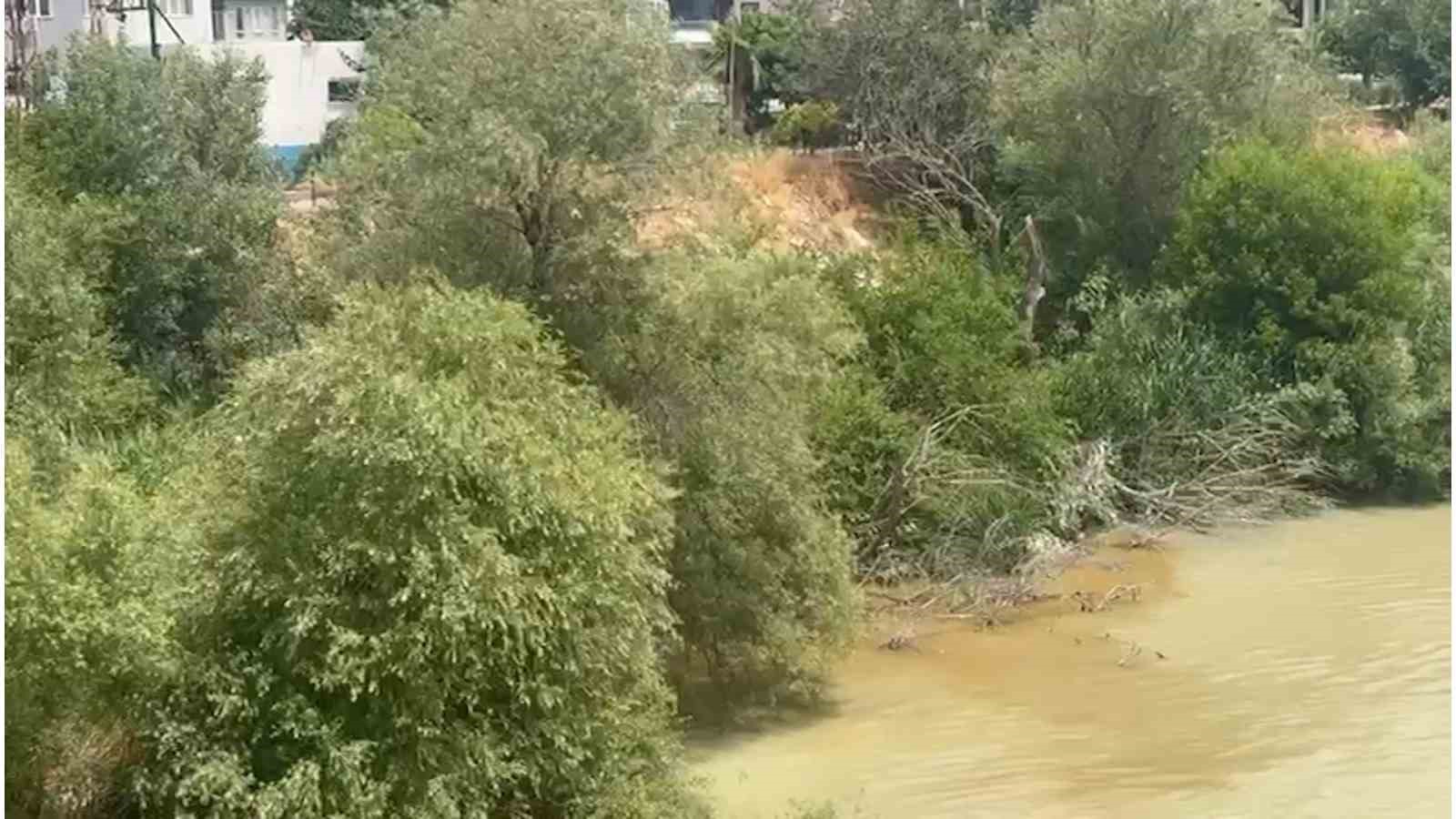 Mersin&rsquo;de kirliliğe neden olan MESKİ&rsquo;nin 3 tesisine 2,6 milyon lira ceza
