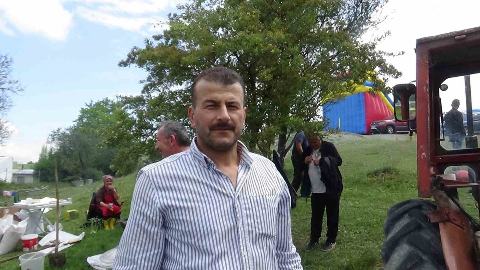 Geleneksel Hacet Bayramı için yarım ton et kavruldu
