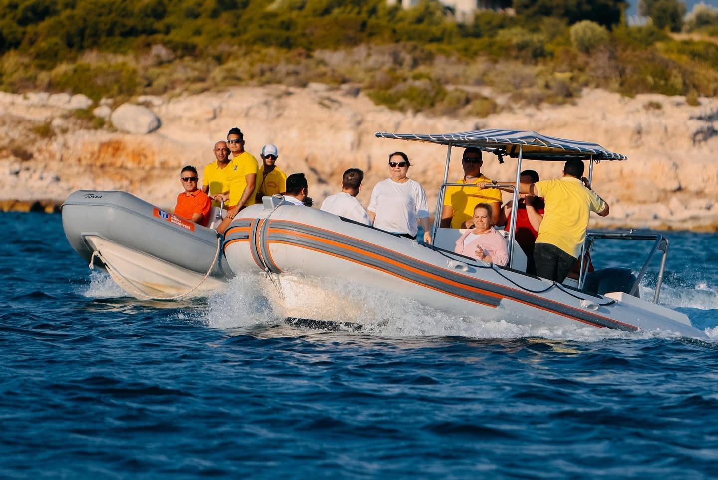 Başkan Gen&ccedil;ay, cankurtaran ekiplerinin tatbikatını takip etti
