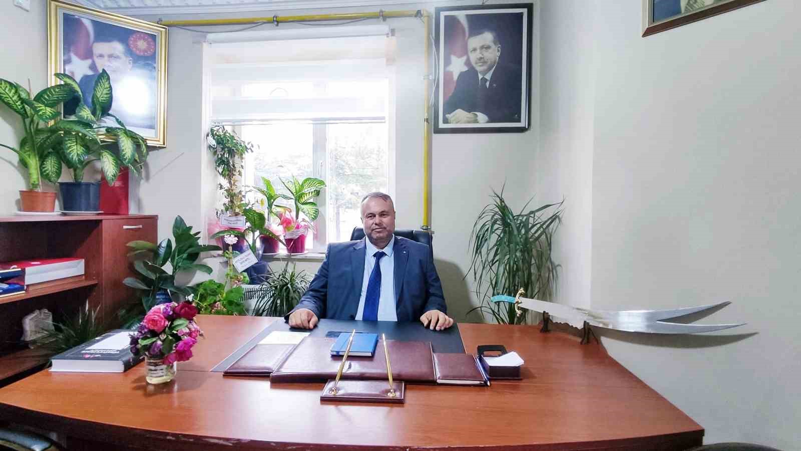 Başkan Öner, Sakaryabaşı mesire havuzu iddialarına cevap verdi