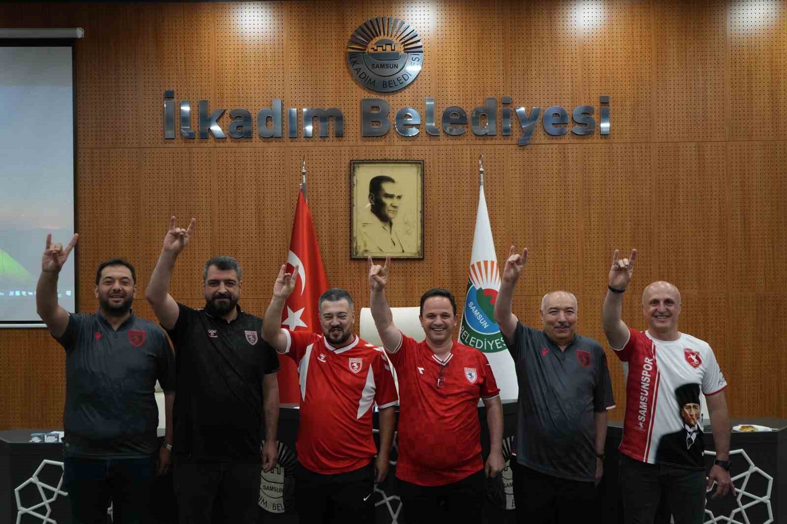 Başkan Kurnaz&rsquo;dan Samsunspor&rsquo;a &ouml;vg&uuml;: "Şehrin en b&uuml;y&uuml;k markası"
