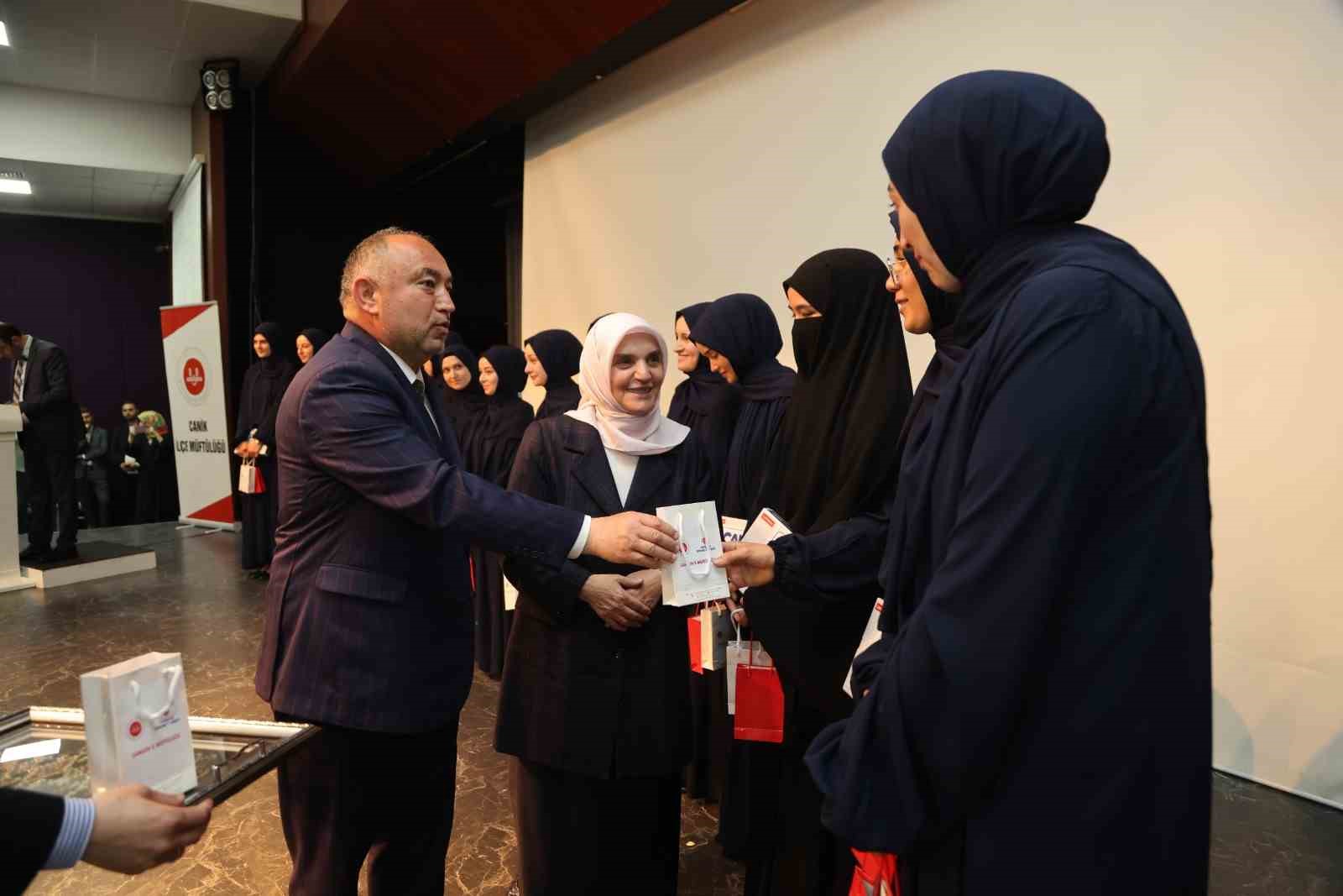 Samsun&rsquo;da İslami İlimler Sınıfı ilk mezunlarını verdi
