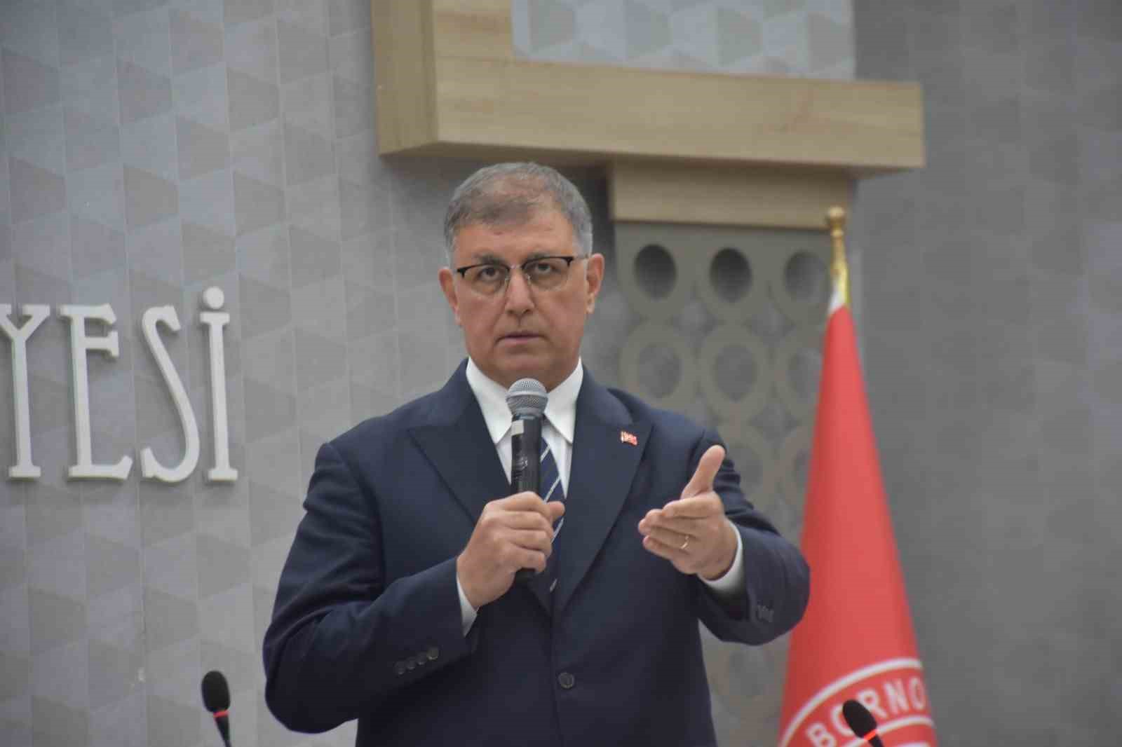 Başkan Tugay’dan sert çıkış: "İşinizi kaybetmeye kadar gidebilir"