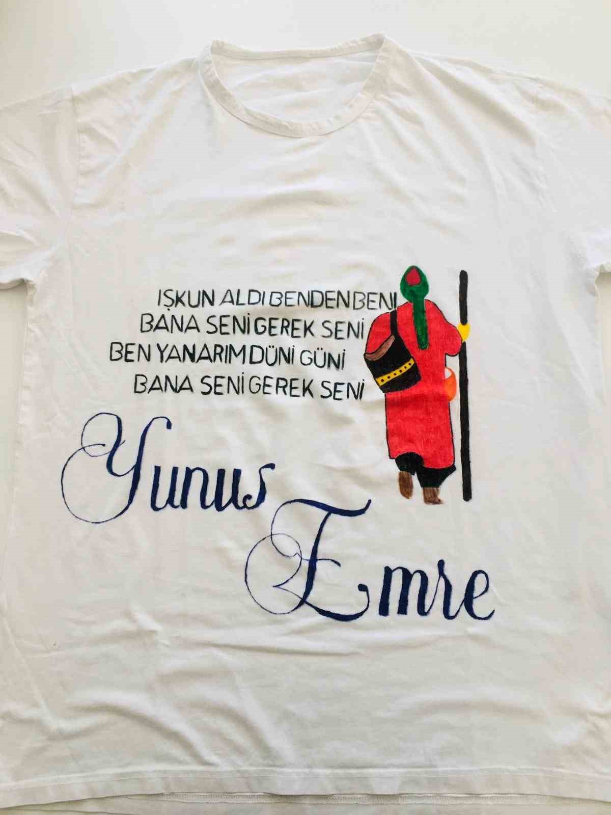 Afyonkarahisar’da Yunus Emre’nin Türkçesi tişörtlere taşındı