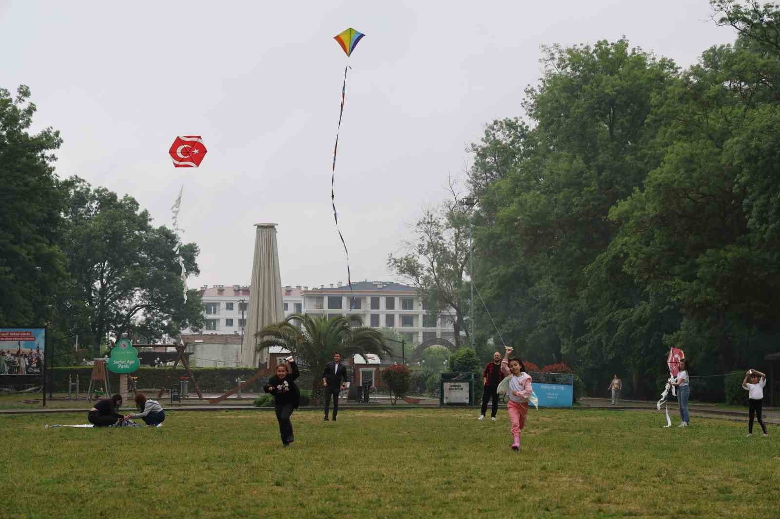 Atakum’da gökyüzü uçurtmalarla renklendi