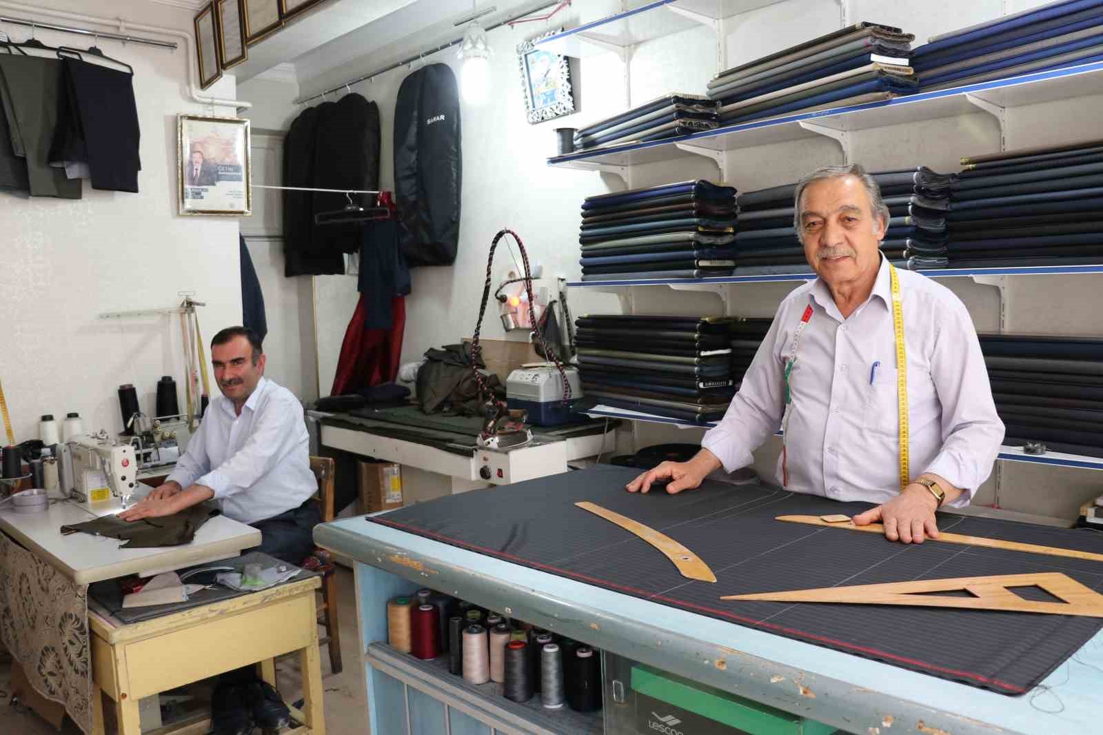 Terzilik mesleğine ilgi her geçen gün azalıyor