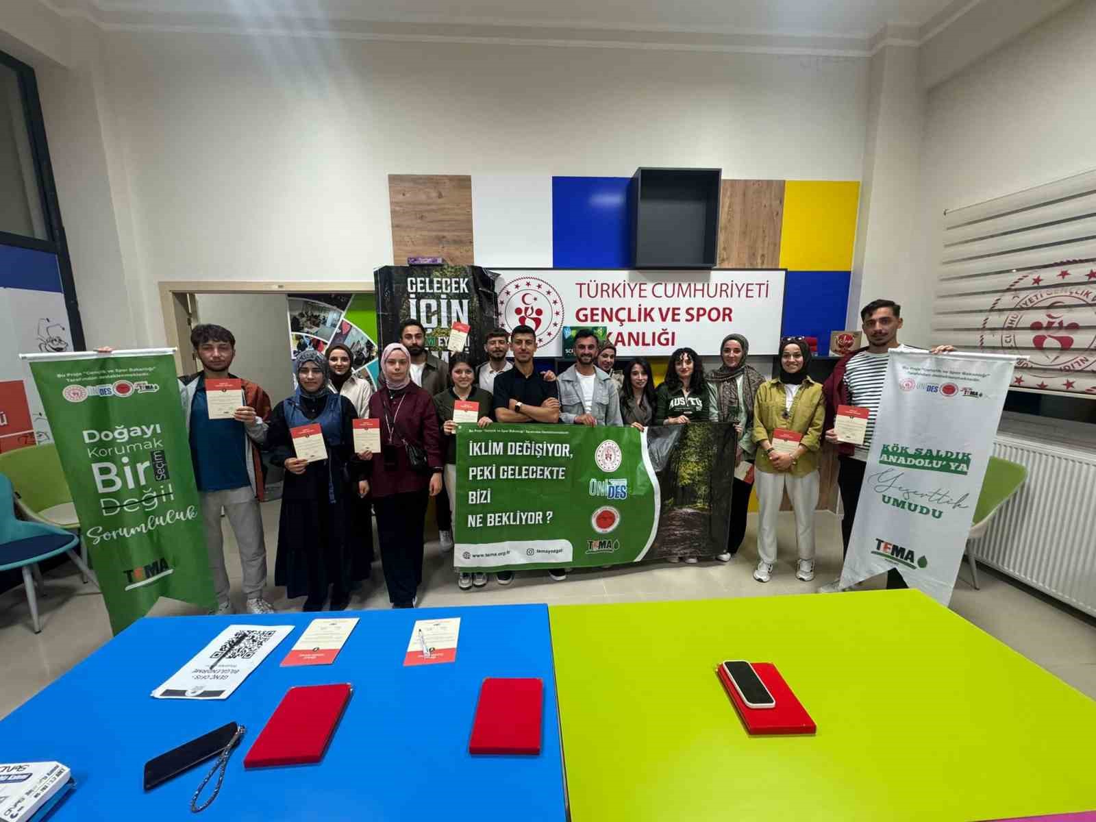 Genç gönüllüleri iklim farkındalığı ve eylem kampı düzenledi