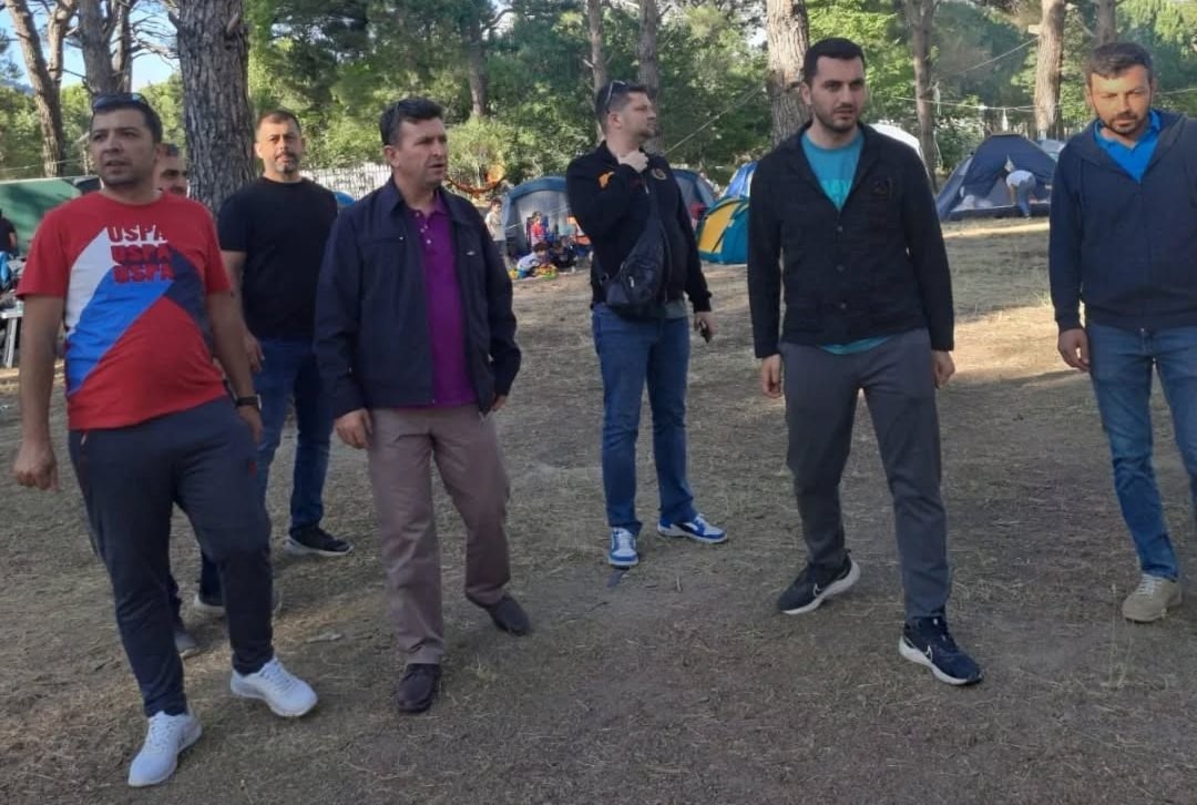 Edremit&rsquo;te Sarıkız Anaokulu &ouml;ğrencilerinin dağda kamp sevinci
