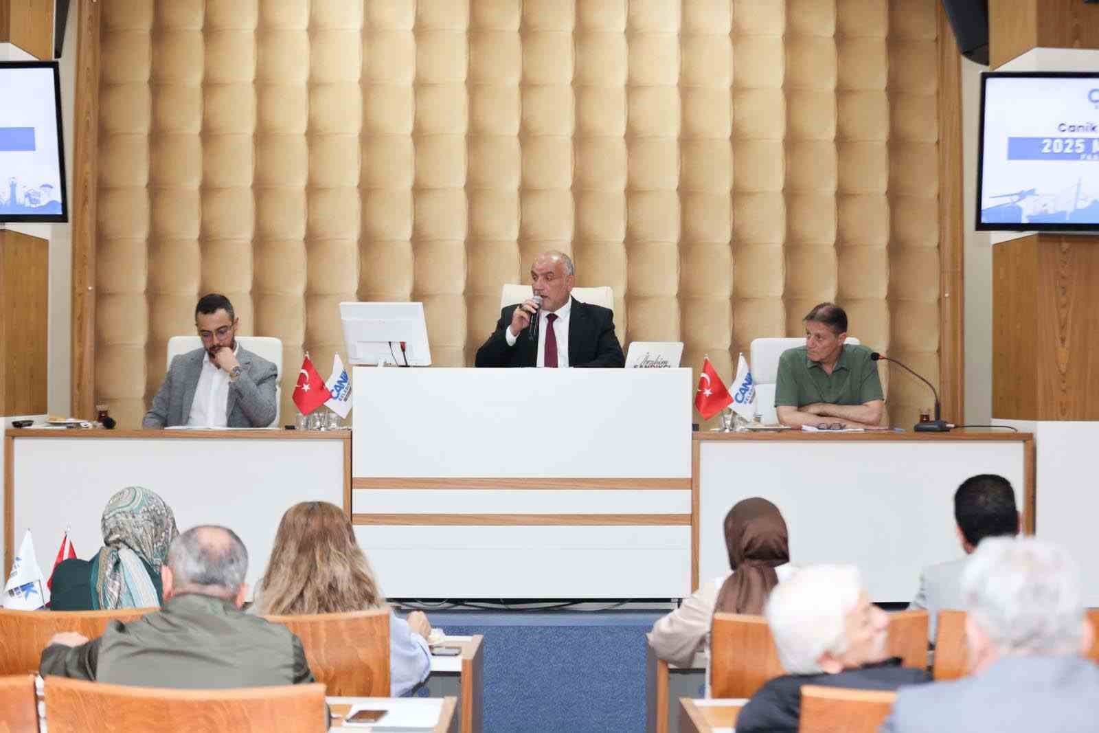 Canik’ten ihtiyaç sahibi ailelere 5 bin TL destek müjdesi