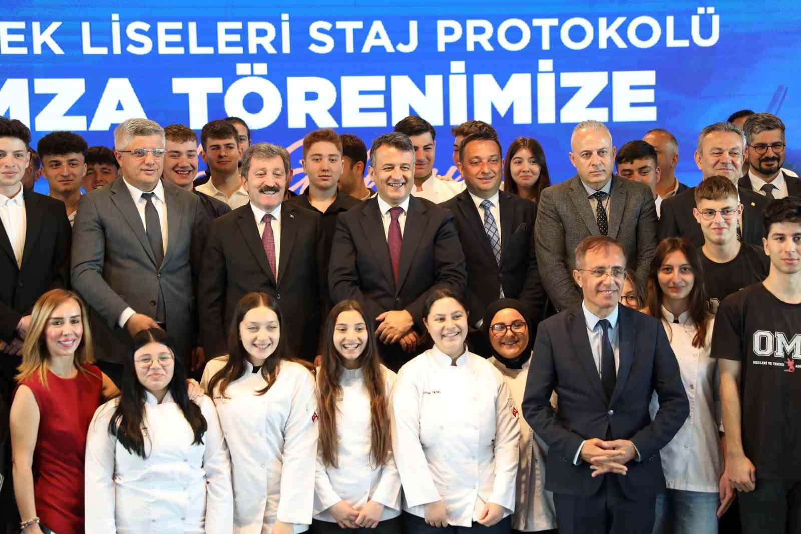 Samsun’da imzalar atıldı: Meslek liselerine staj imkanı