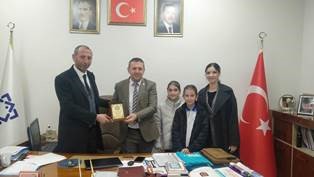 Faik G&uuml;ng&ouml;r Ortaokulu &ouml;ğretmen ve &ouml;ğrencilerinden teşekk&uuml;r ziyareti

